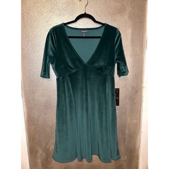 ModCloth Mod Velvet Corduroy Y2K Skater Empire Waist Short Sleeve Dress - Picture 1 of 6